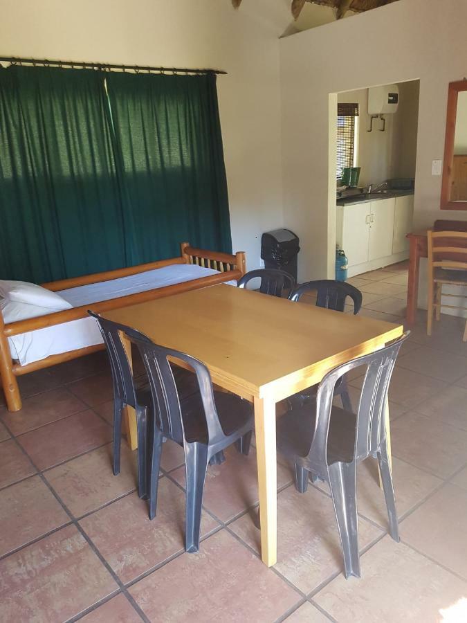 The Nutbush Boma Lodge Hekpoort Szoba fotó